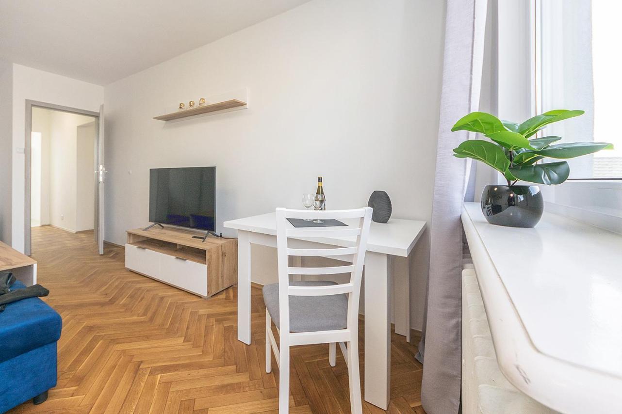 גדנסק Glow Apartments, Apartament Kolobrzeska מראה חיצוני תמונה