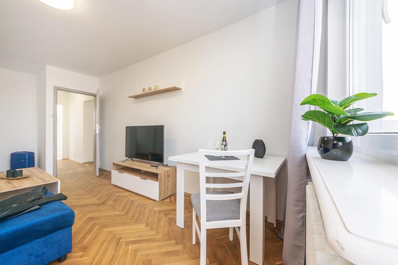 גדנסק Glow Apartments, Apartament Kolobrzeska מראה חיצוני תמונה